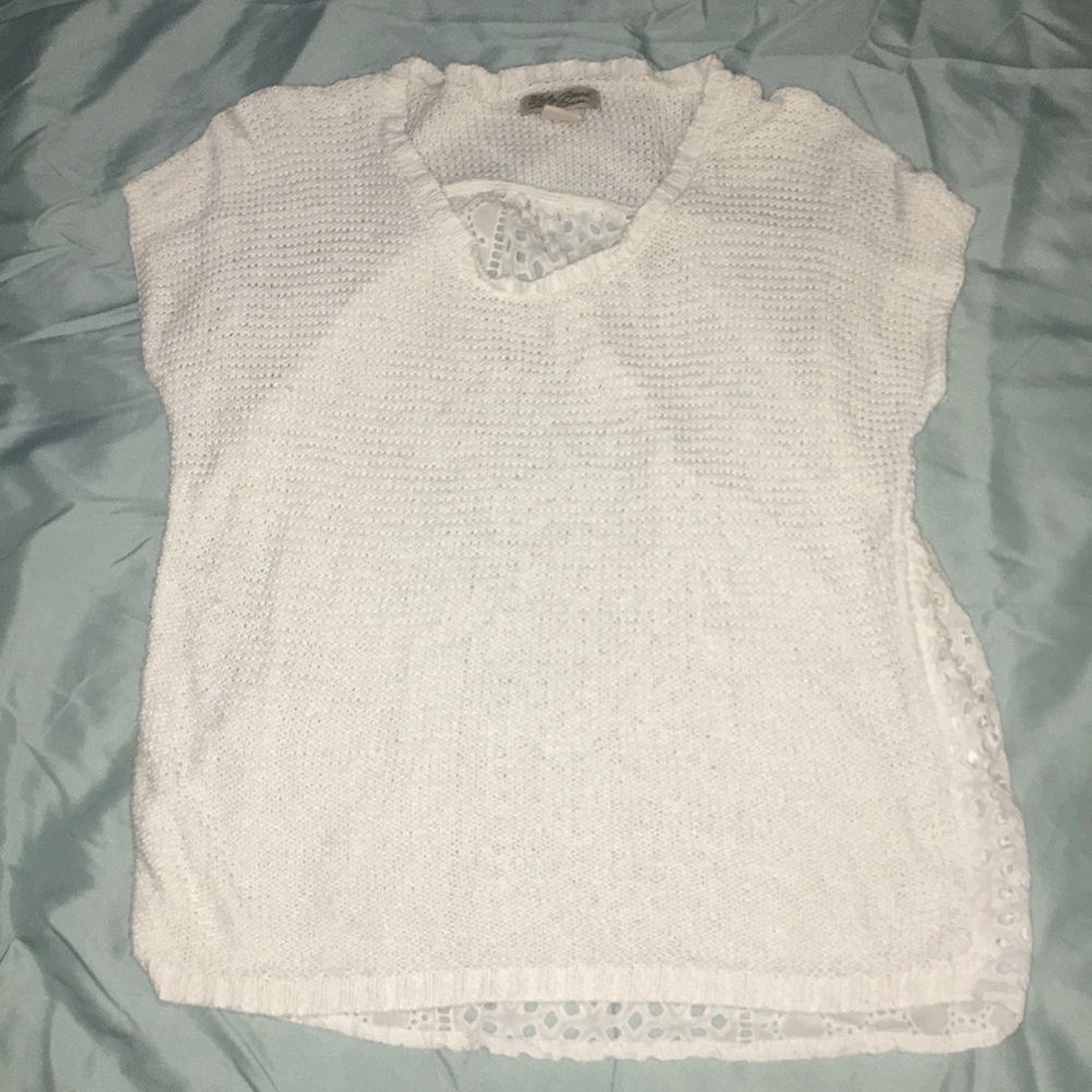 Short sleeve sweater